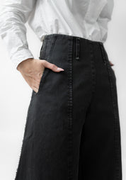 Hook And Eye Detail Tapered Leg Denim Pants