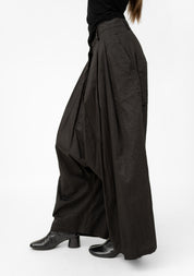 Extreme Drop Seat Pleat Detail Pants - December Thieves