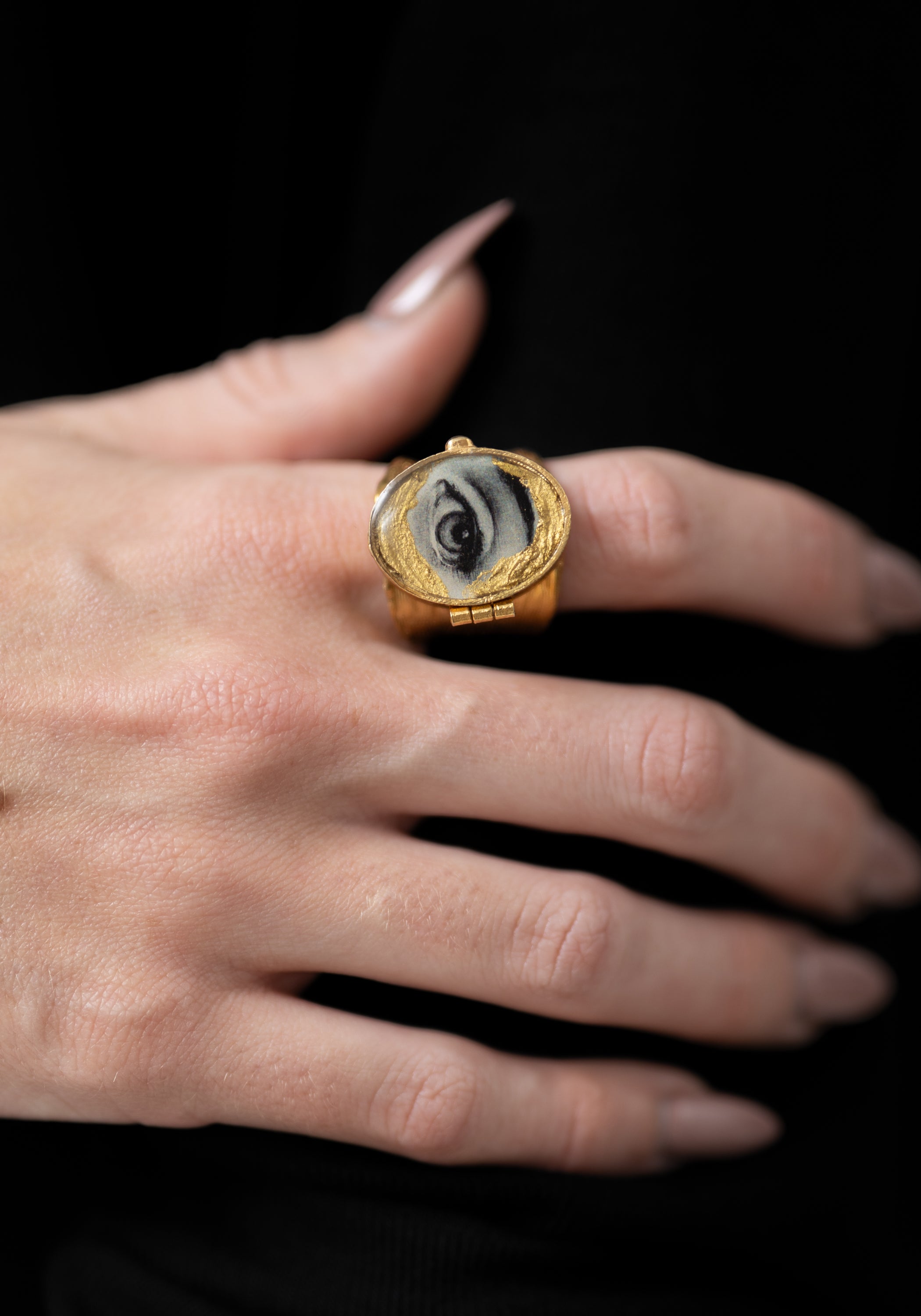 24K Gold Plated Stare Locket Ring