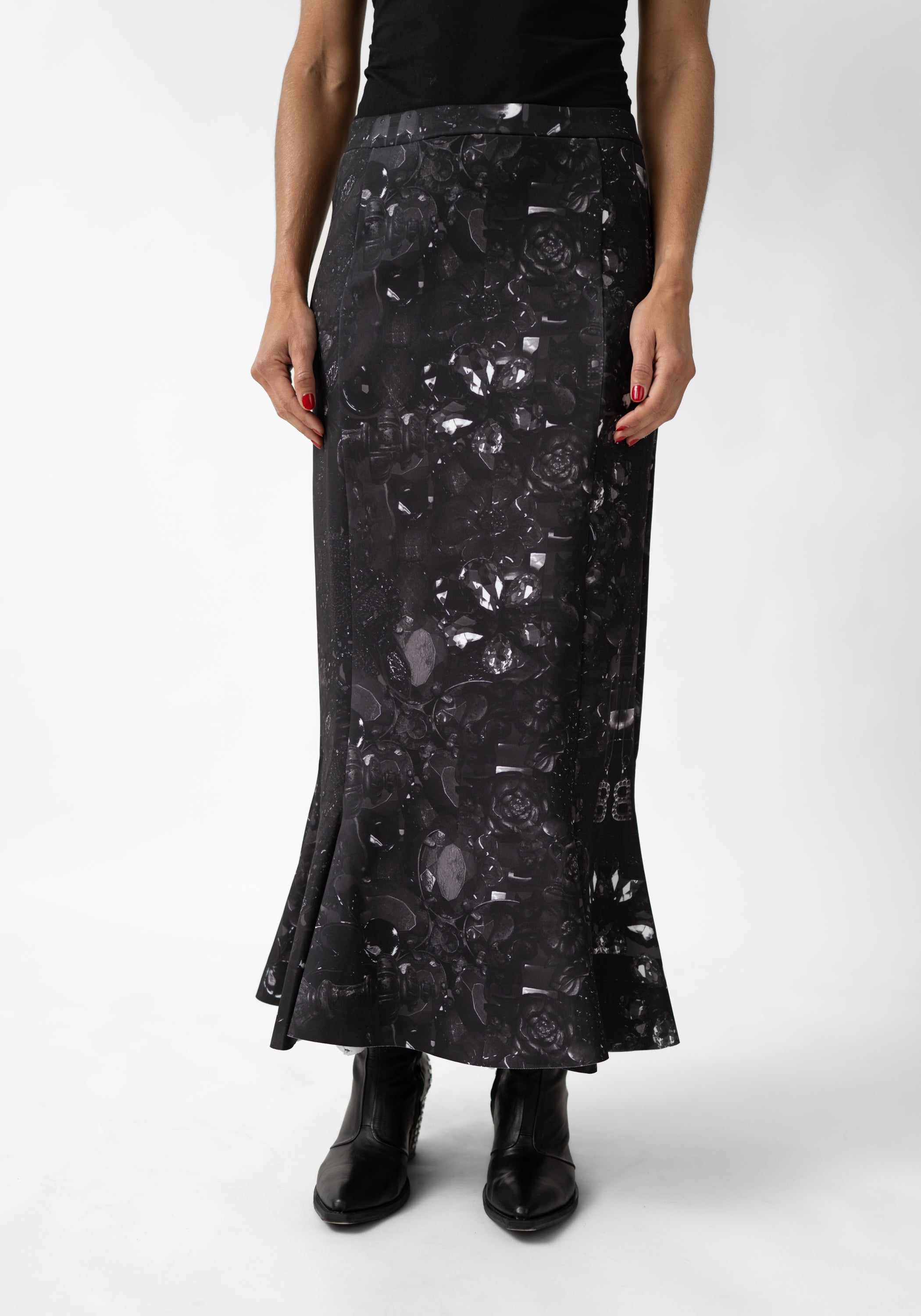 Dark Gems Print Stretch Tulip Hem Skirt