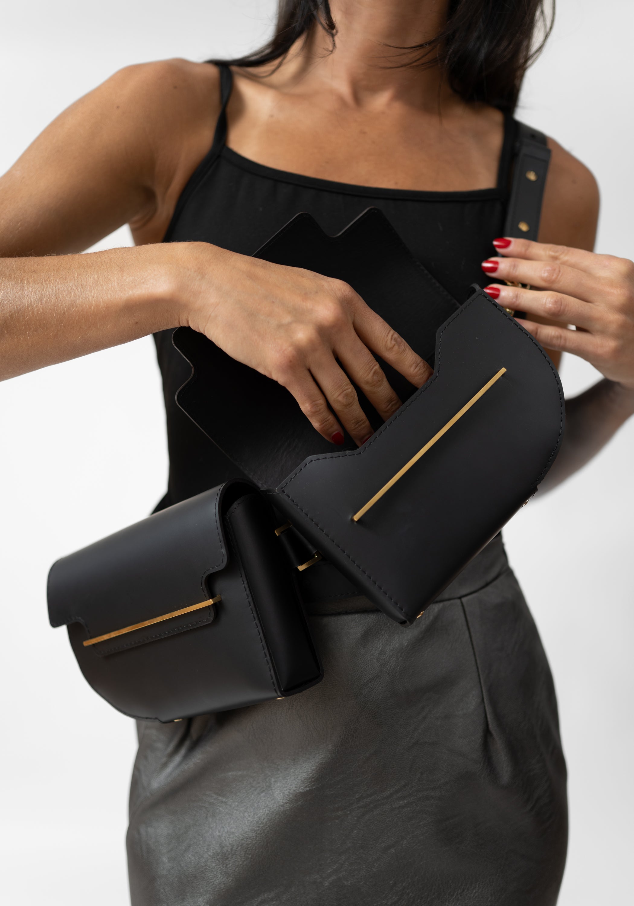 Rivolta Black Leather Sling Bag - December Thieves