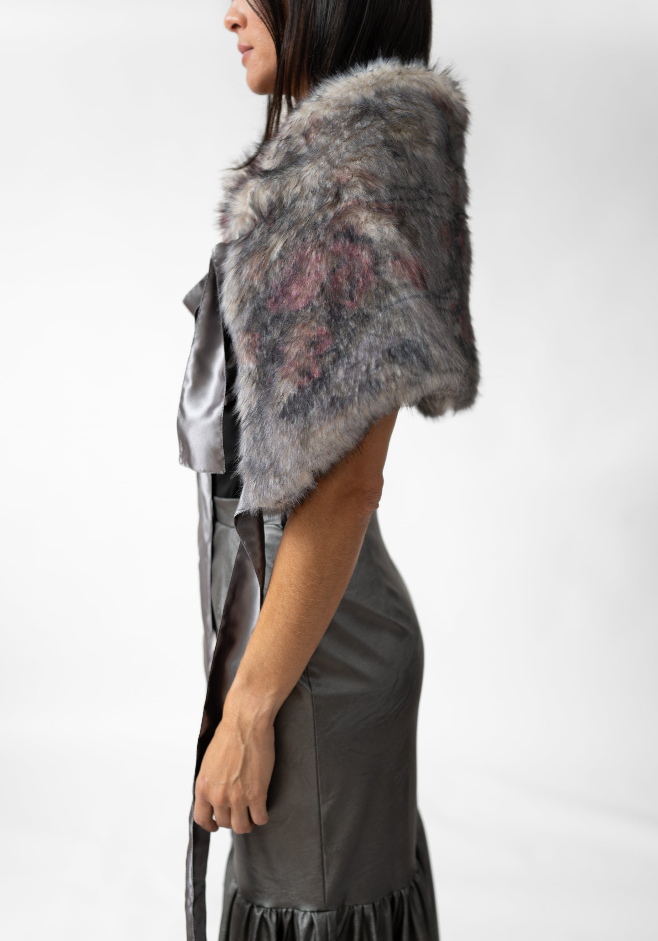Dark Florals Print Faux Fur Tie Shrug