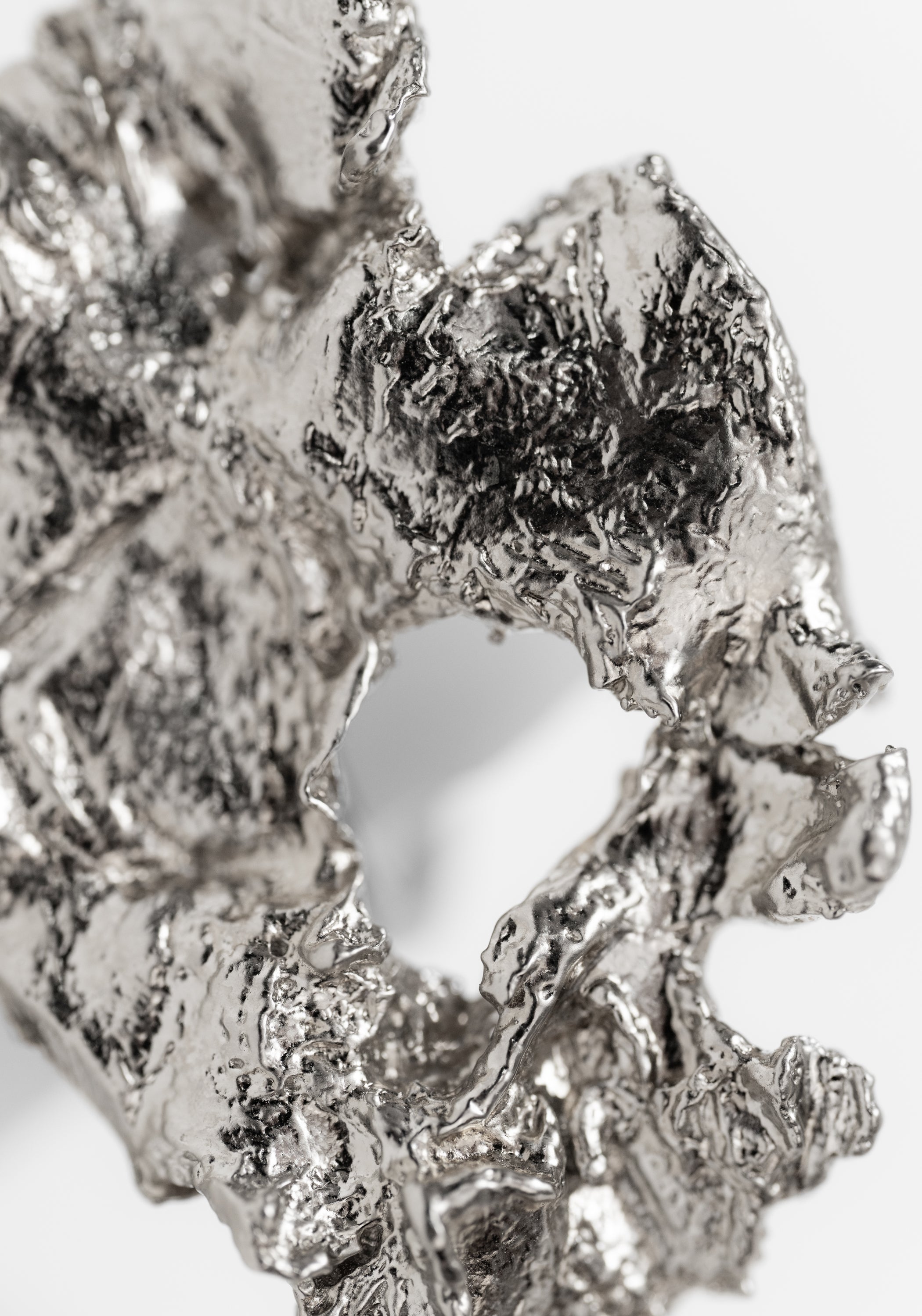 Anodized Bronze Cut Out Detail Bara Ring