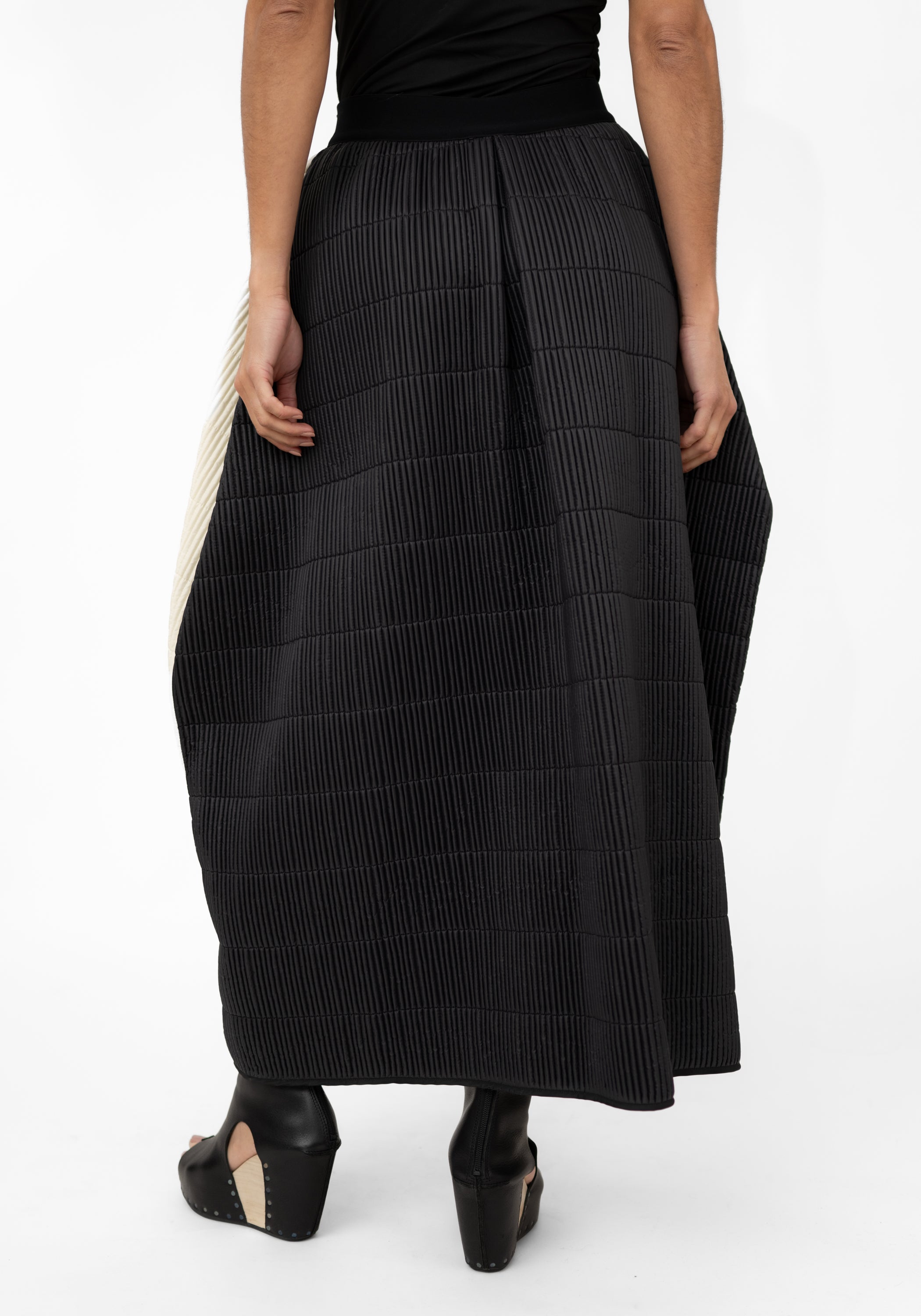 Quilted Contrast Panel Maxi Skirt