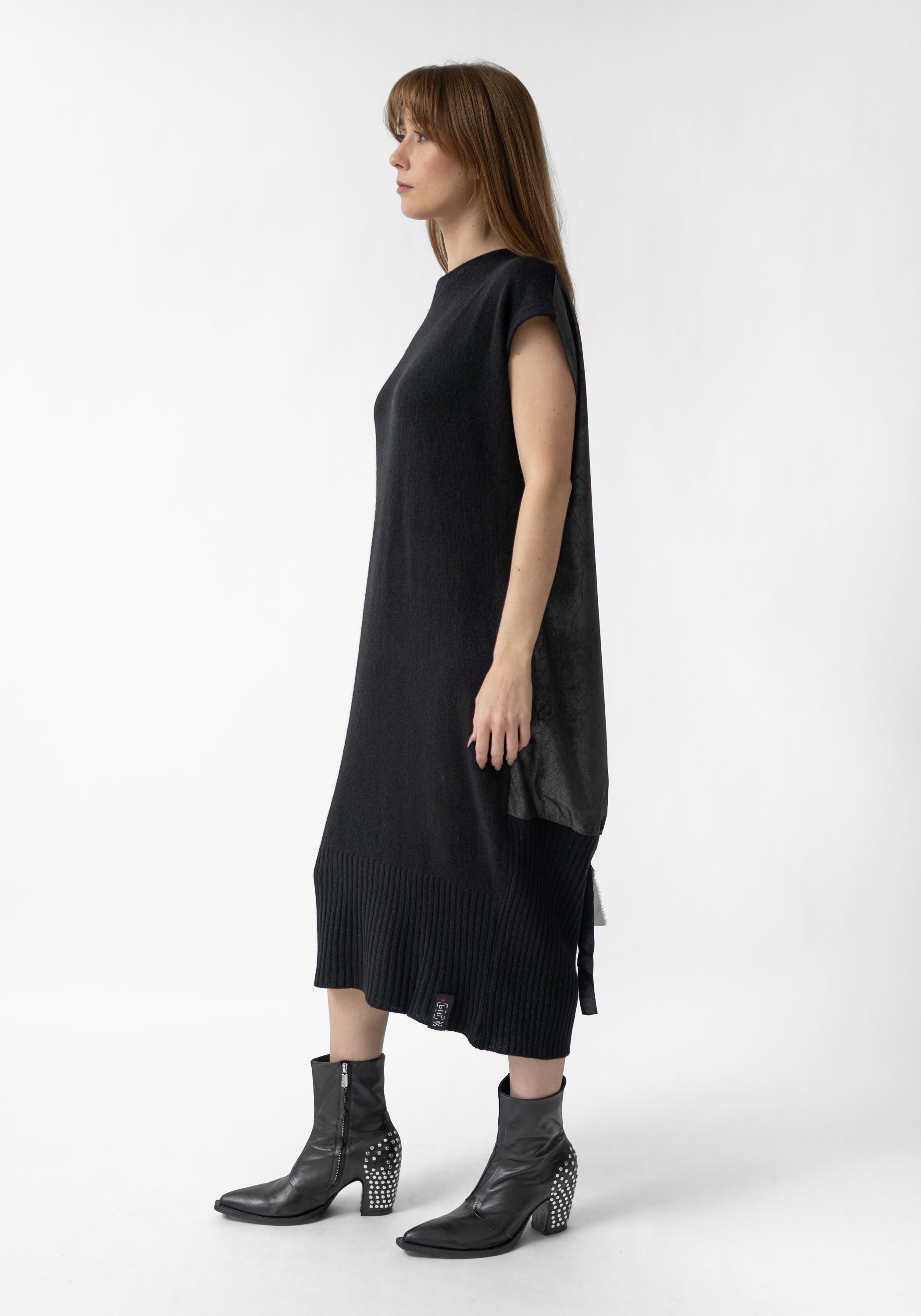 Abito Love Embroidered Wool and Faux Suede Dress