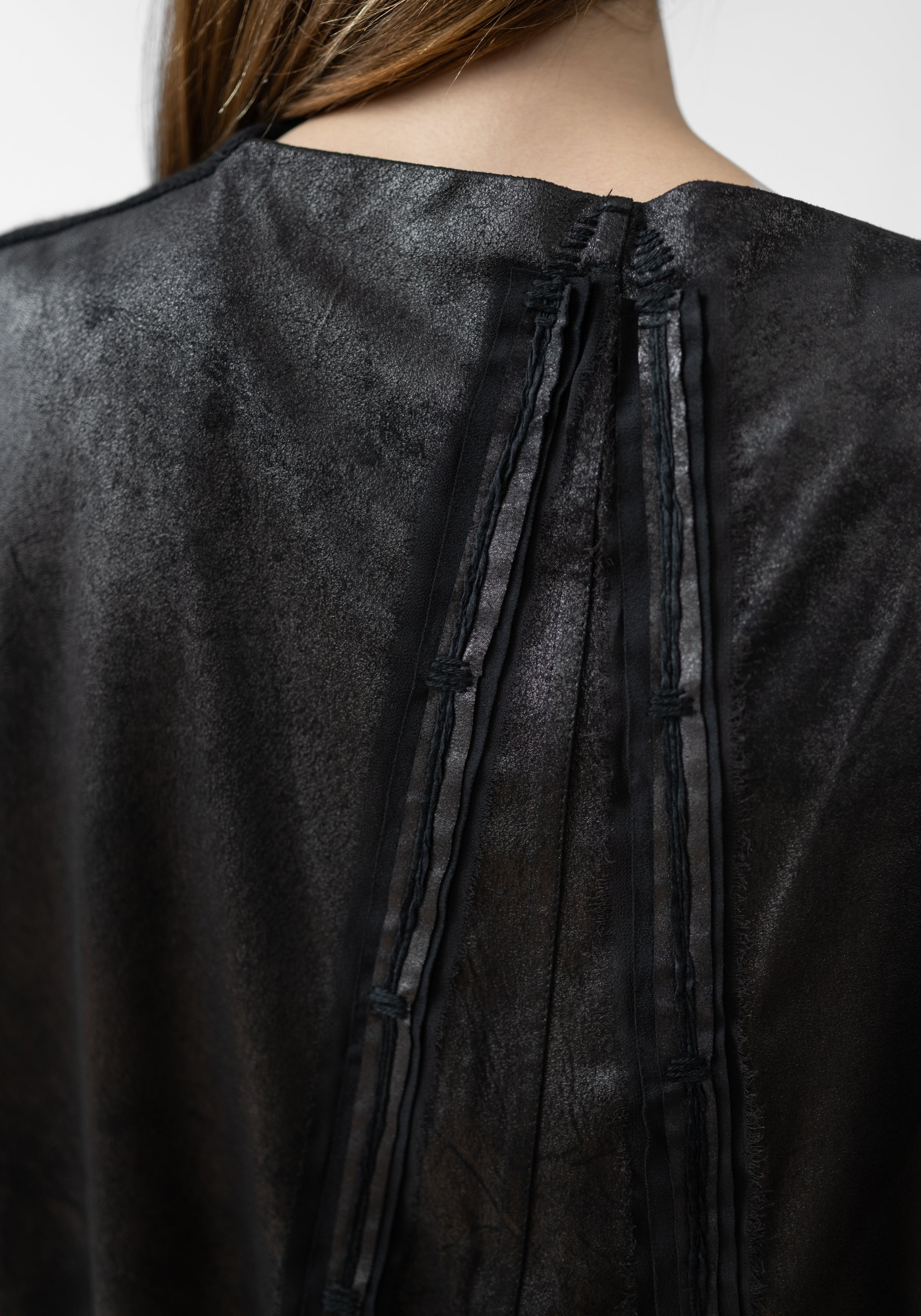 Abito Love Embroidered Wool and Faux Suede Dress