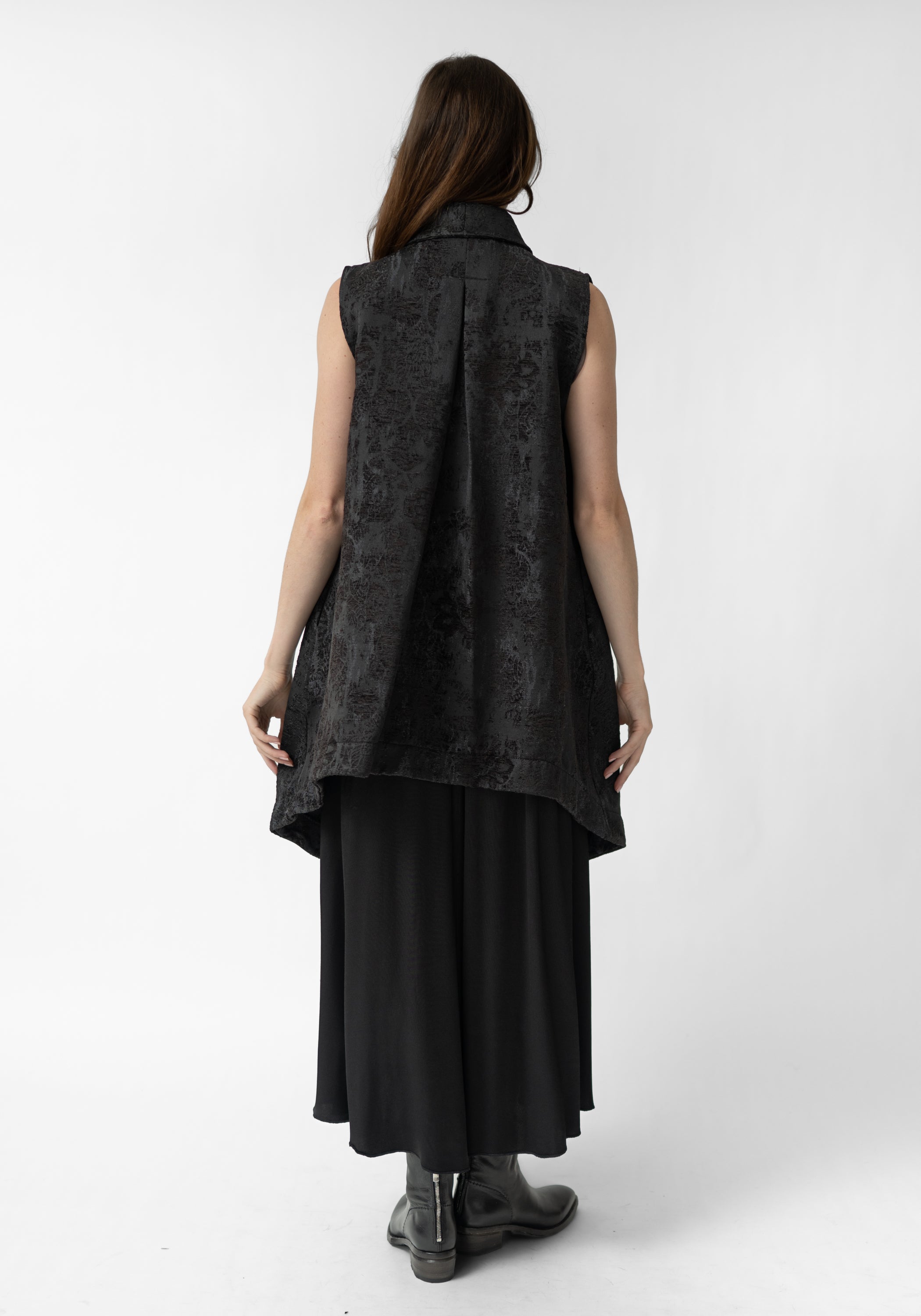 Asymmetric Vest - December Thieves