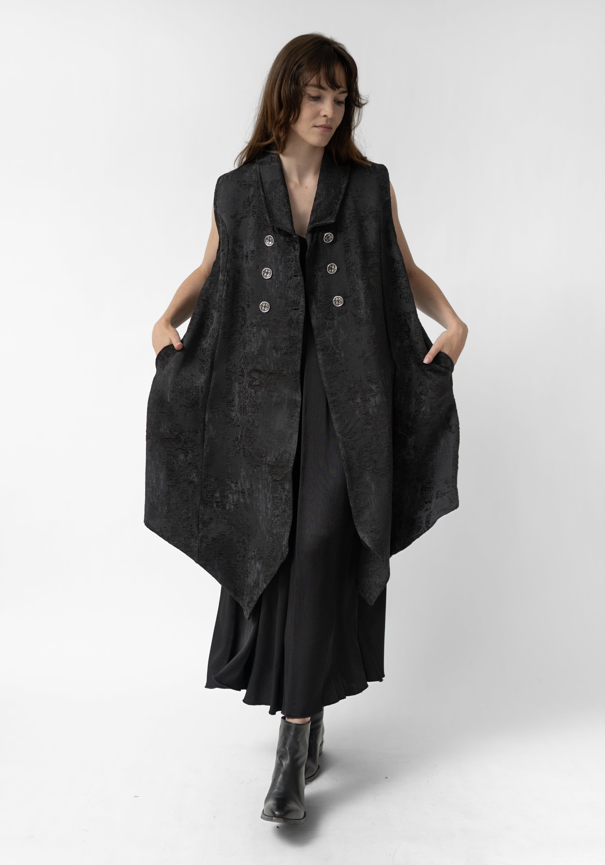 Asymmetric Vest - December Thieves