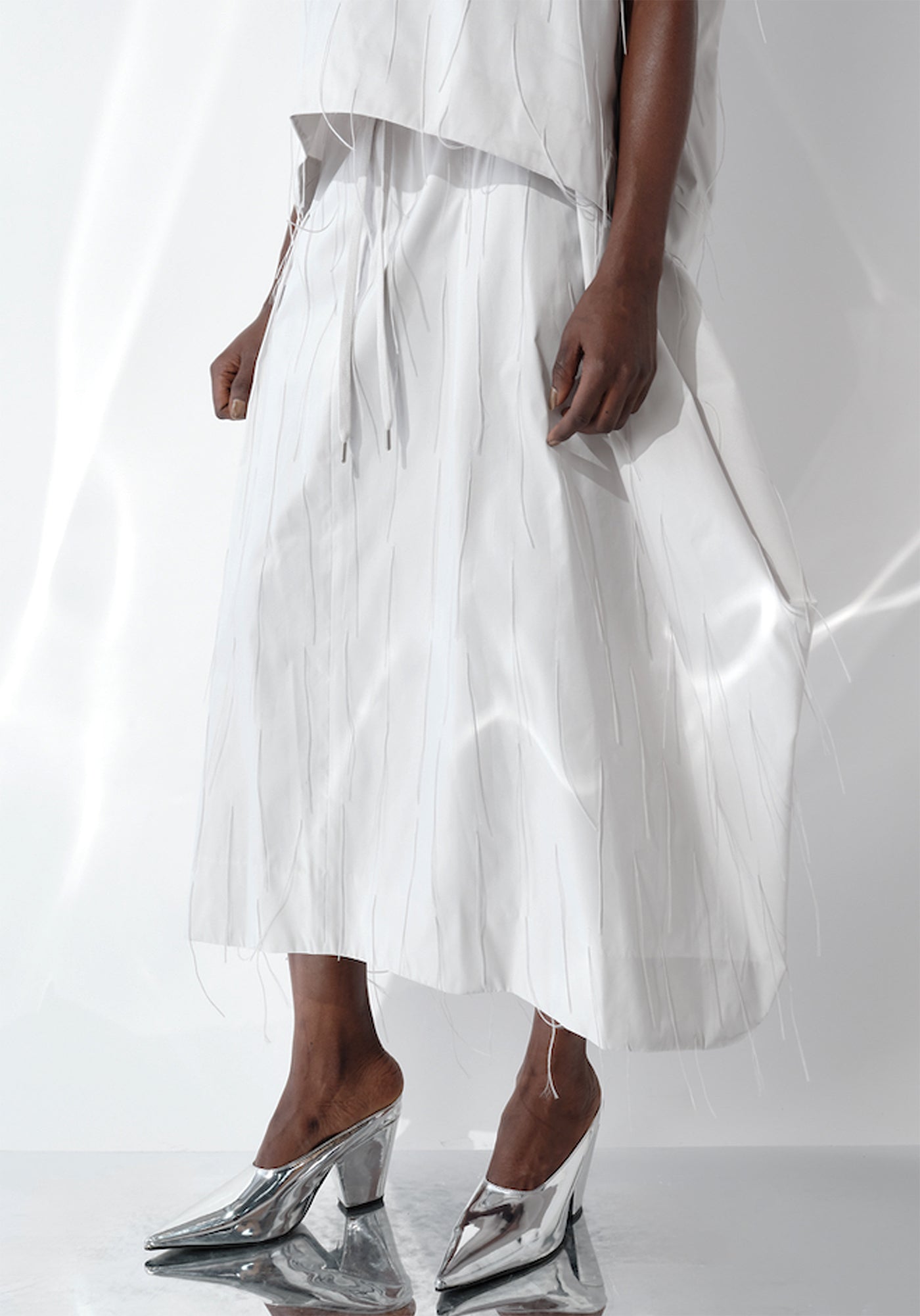 DK29-08-S04 Geometric Skirt - December Thieves