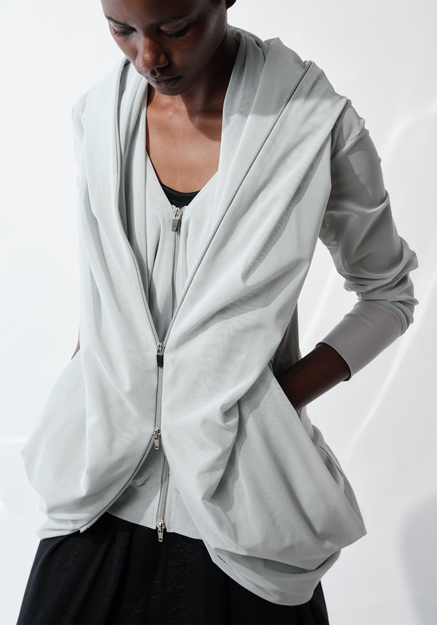 DK29-CS05-H03 Mesh Jacket - December Thieves