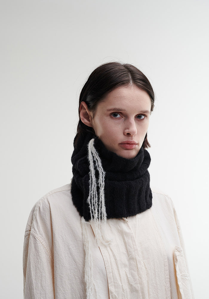 Vuelo Ribbed Knit Snood in BLACK or NATURAL