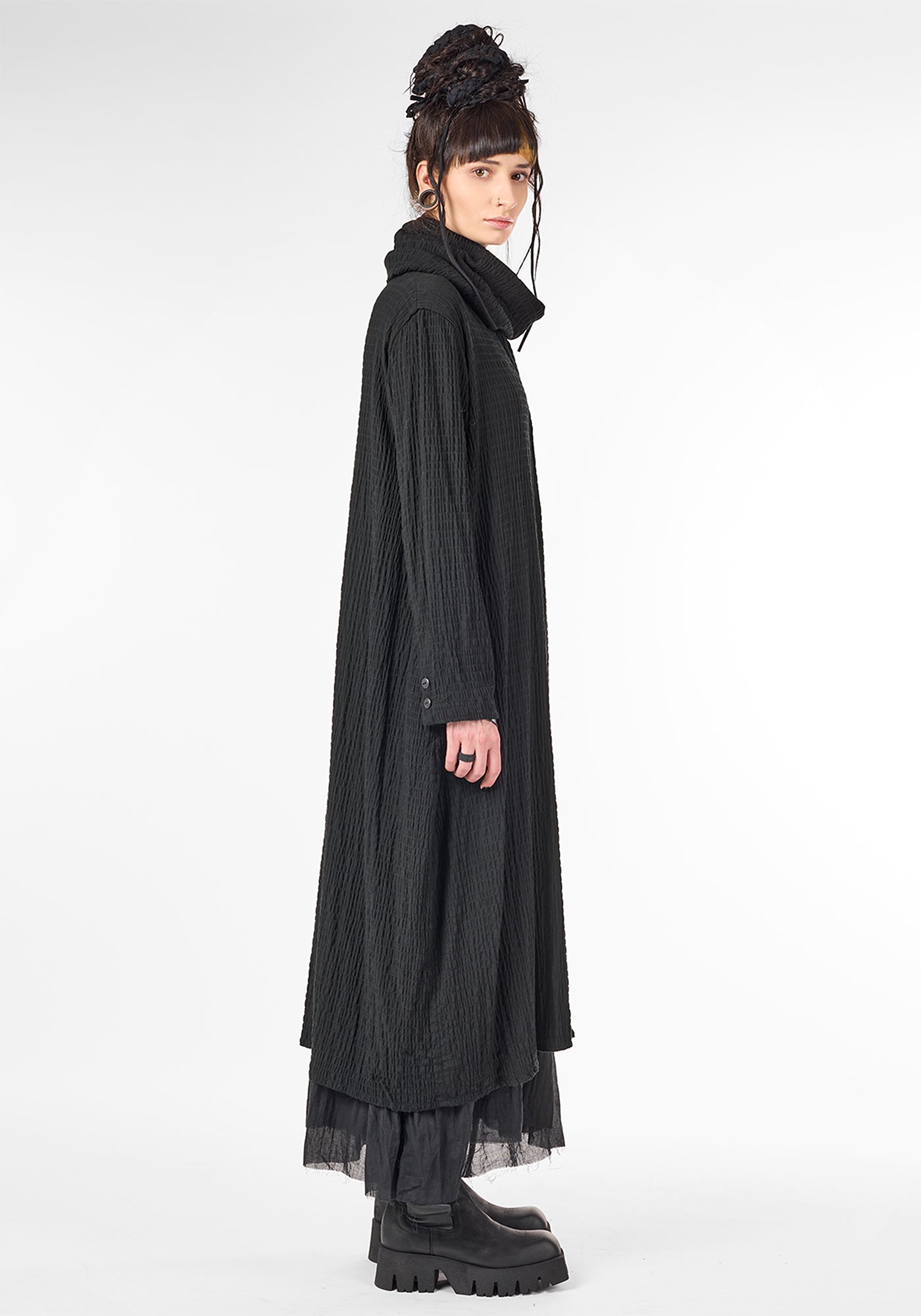 Vera Crinkle Maxi Dress With Snood - December Thieves