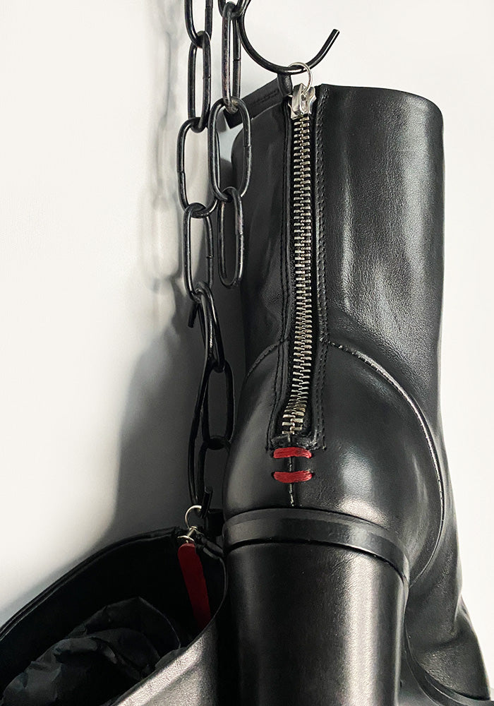 Black Leather Pointed Toe Gema Boot