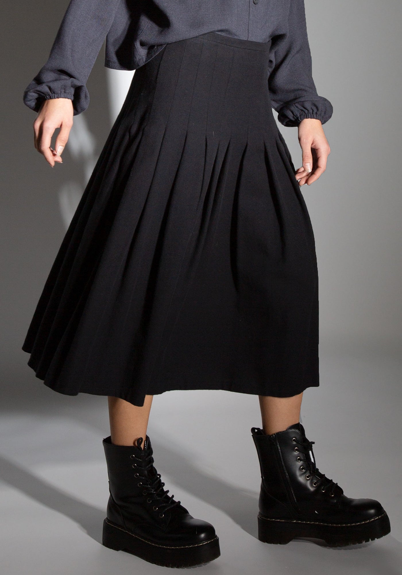 High Waisted Knee Length Pleated Skirt