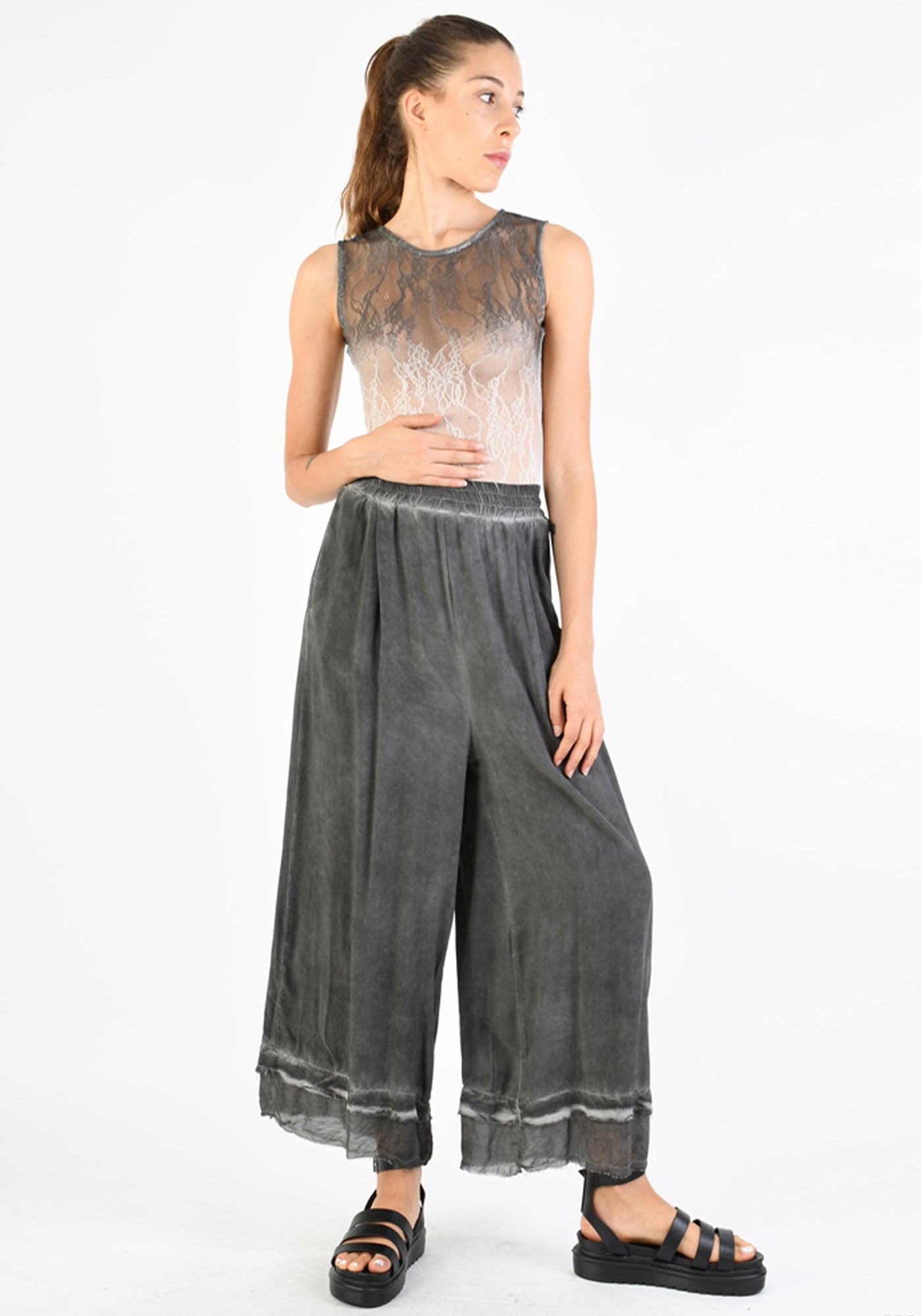 Wide Leg Pants in BLACK Only