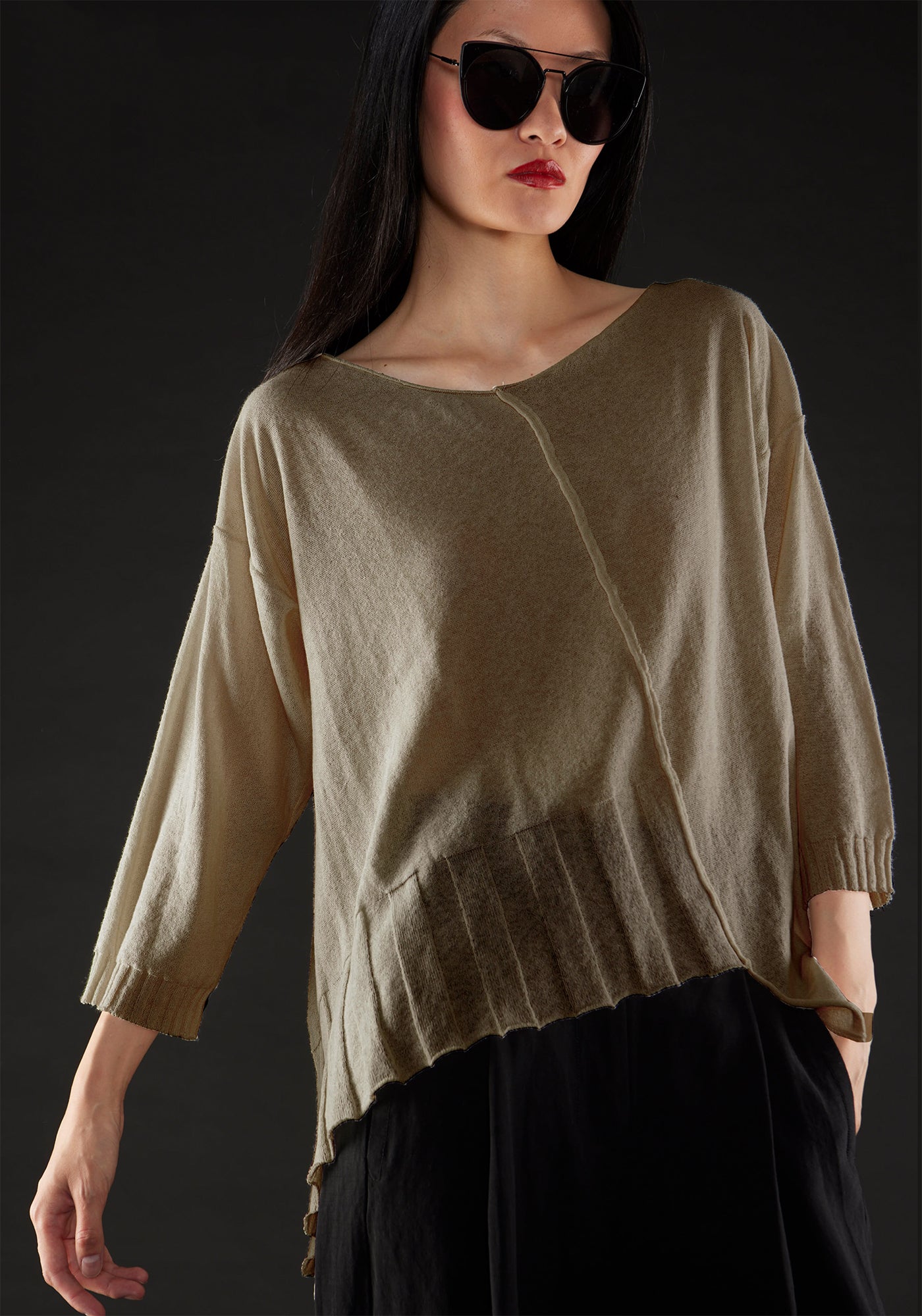 Asymmetric Ribbed Detail Knit Pullover in TOAST or BLACK