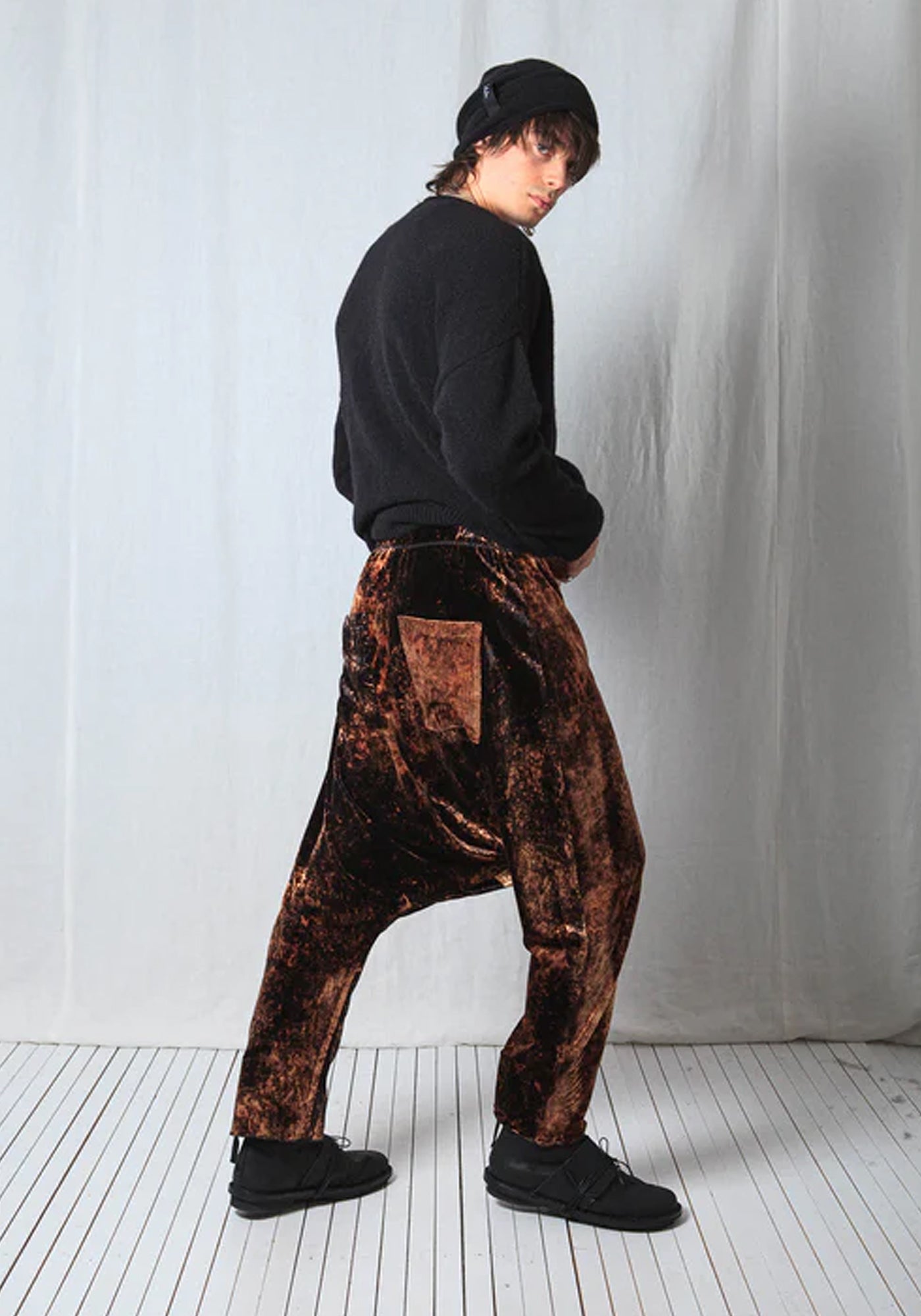 Loose Pull-On Fluid Velvet Trousers